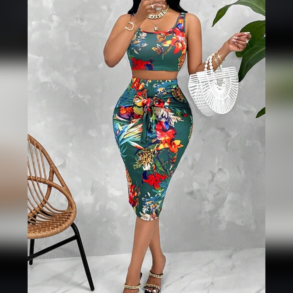 Shein Random Tropical Print Crop Tank Top & Tie Front Pencil Skirt